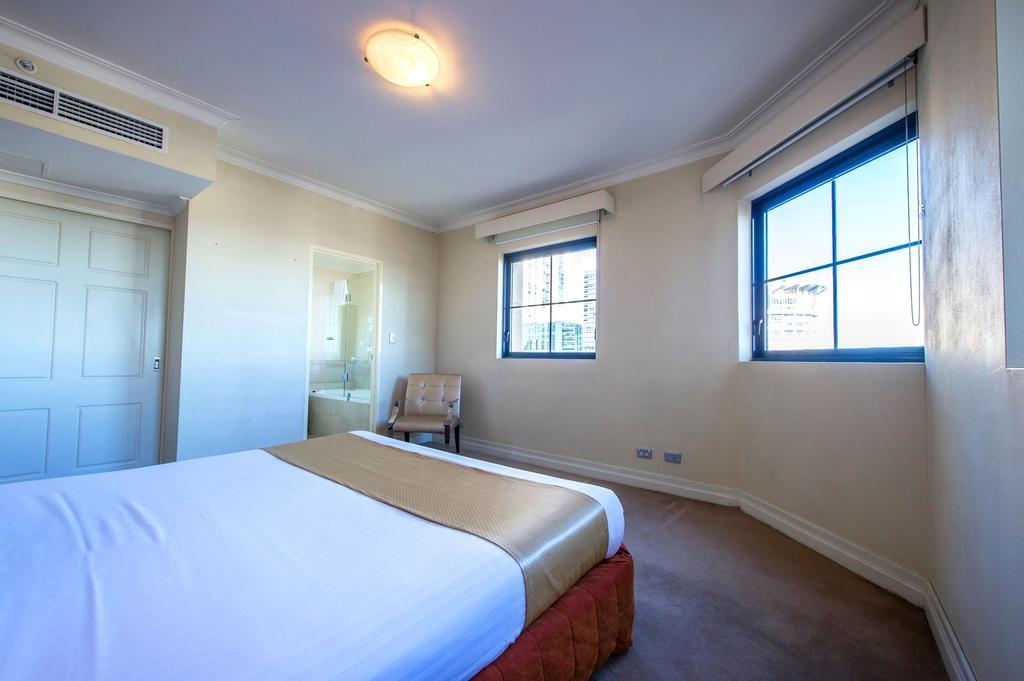 Seasons Harbour Plaza Aparthotel Sydney Exteriör bild